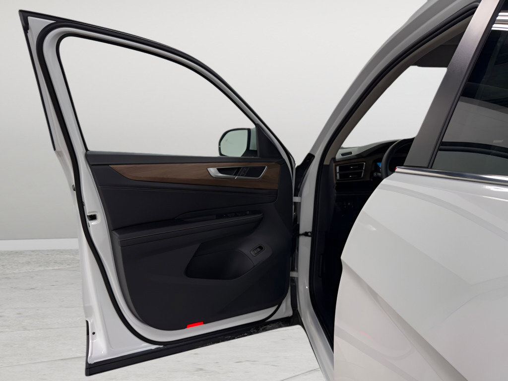 New 2026 Volkswagen Atlas SE image 21