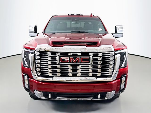 Used 2024 GMC Sierra 2500 Denali w/ Denali Reserve Package AWD/4WD image 2