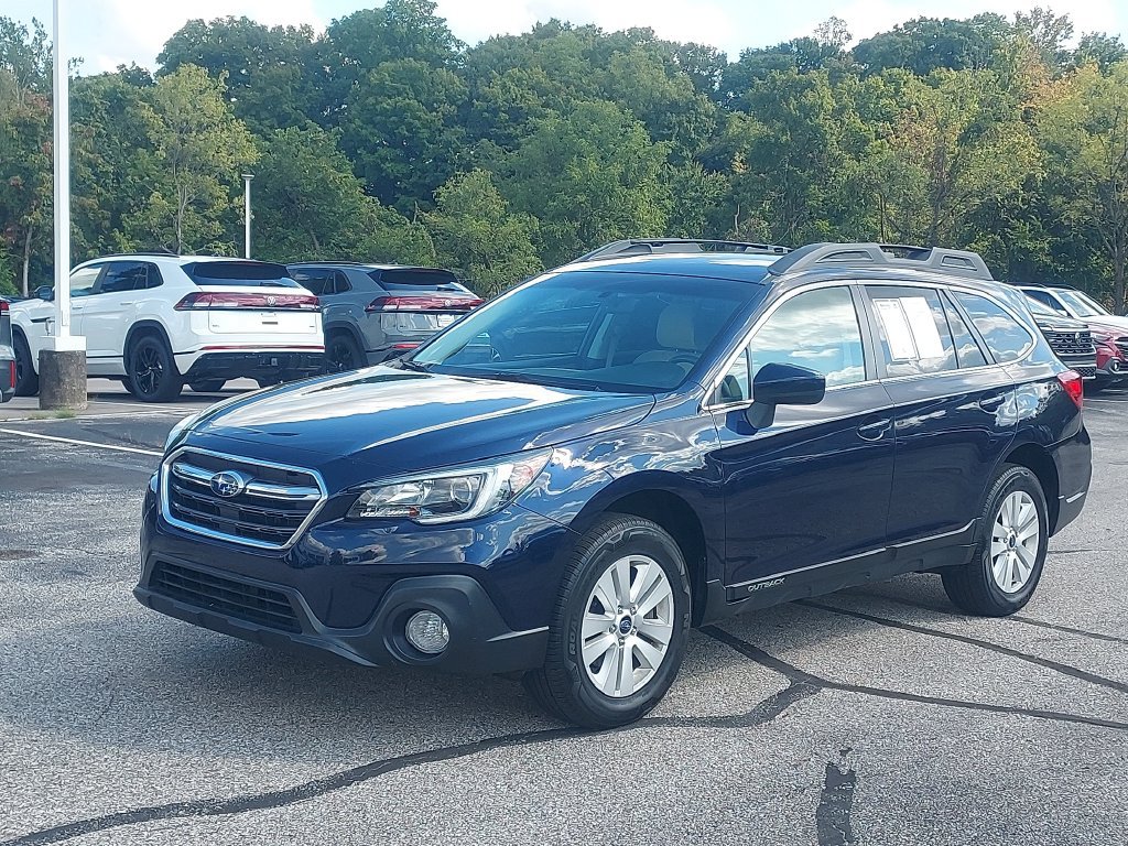 Used 2018 Subaru Outback 2.5i Premium AWD/4WD image 3