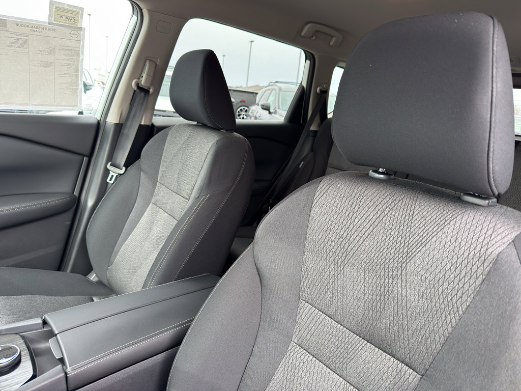 New 2026 Nissan Rogue SV image 27
