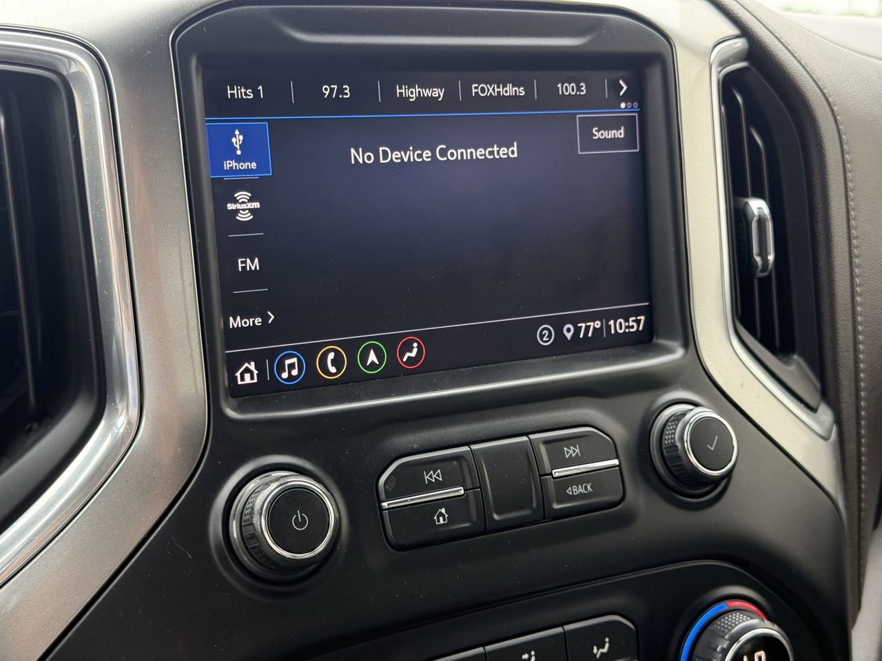 Used 2020 Chevrolet Silverado 1500 LTZ w/ LTZ Premium Package AWD/4WD image 17