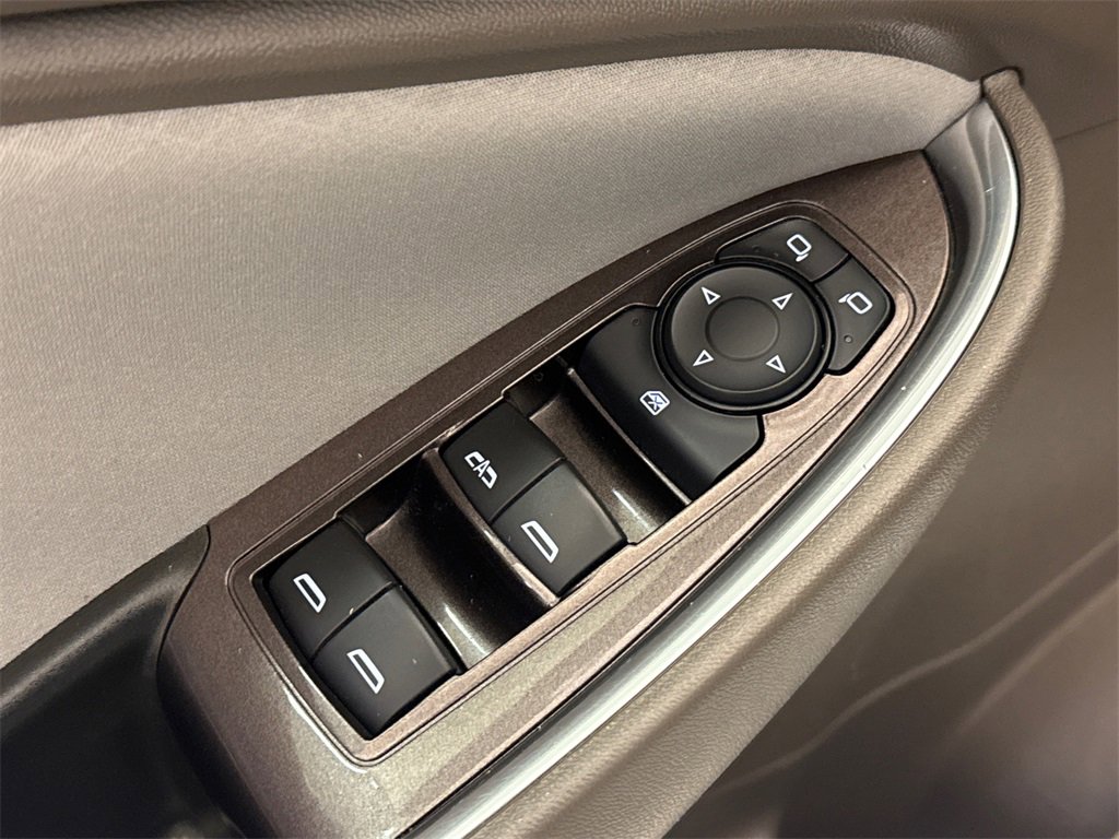 Used 2021 Chevrolet Malibu LT image 19