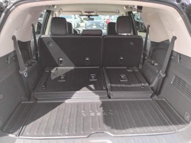 New 2026 Nissan Pathfinder SL w/ Cargo Package AWD/4WD image 9