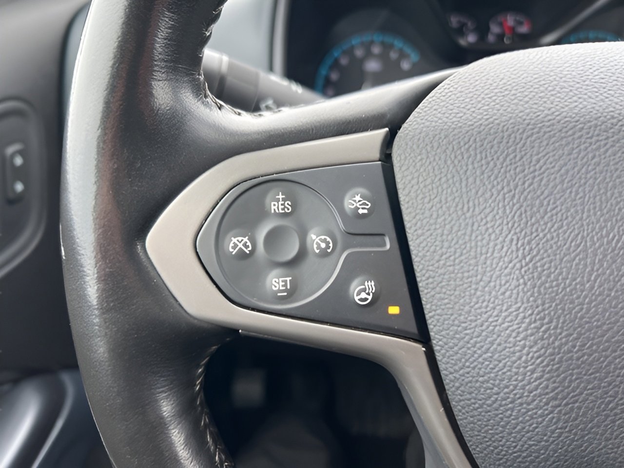 Used 2021 Chevrolet Colorado Z71 w/ Safety Package image 20