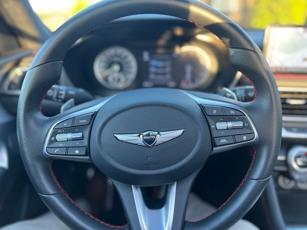 Used 2023 Genesis G70 3.3T w/ Sport Prestige Package RWD image 30