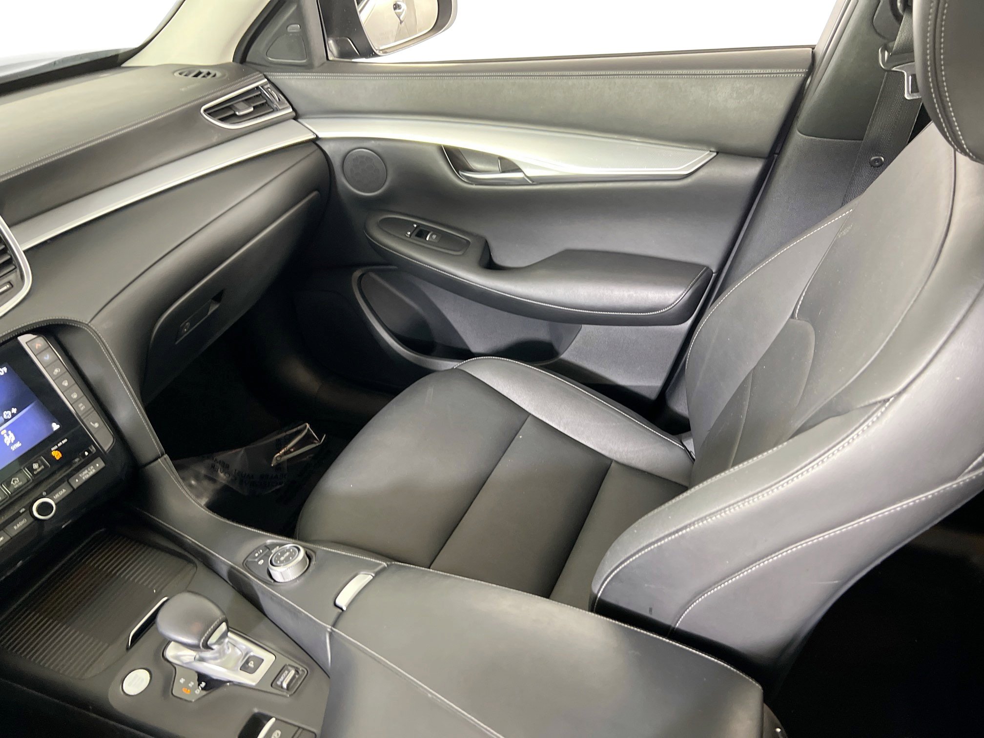 Used 2019 INFINITI QX50 Luxe image 23