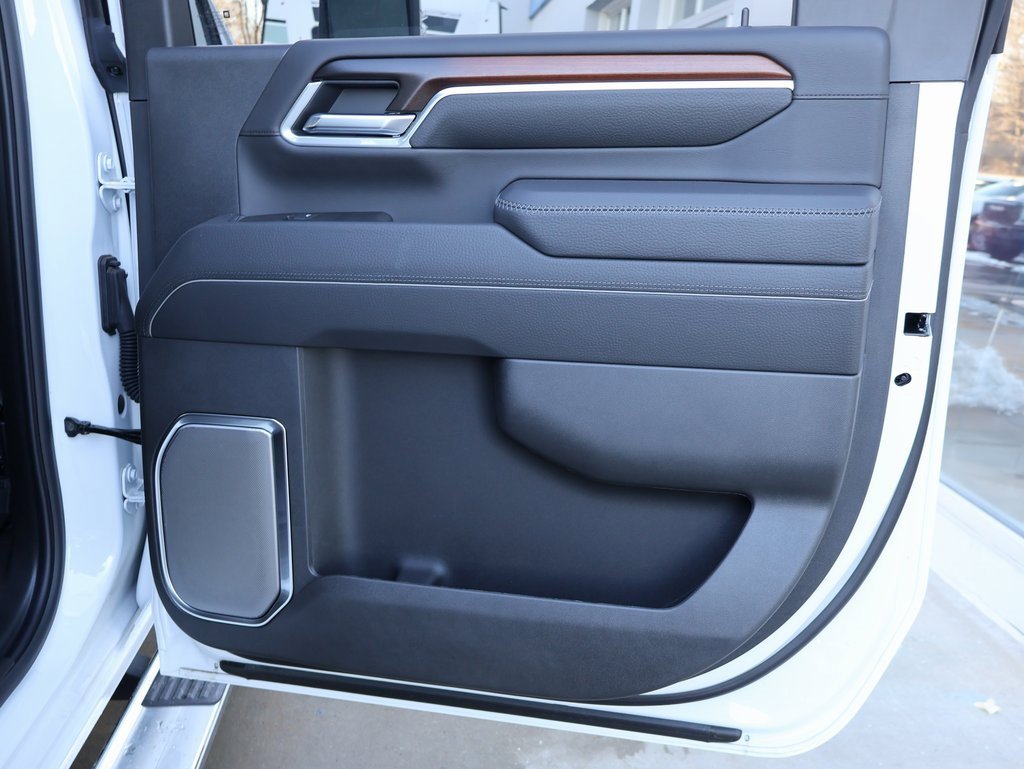 New 2025 GMC Sierra 2500 Denali w/ Denali Reserve Package image 41