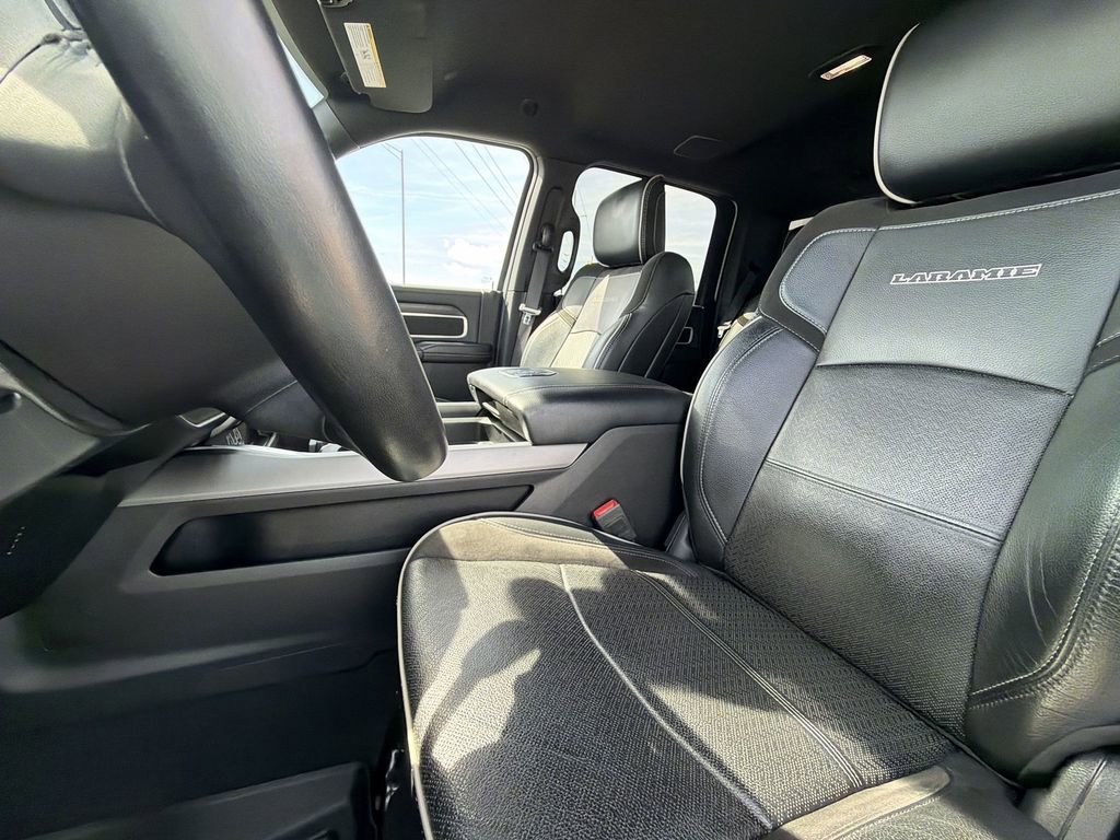 Used 2024 RAM 2500 Laramie w/ Sport Appearance Package image 11