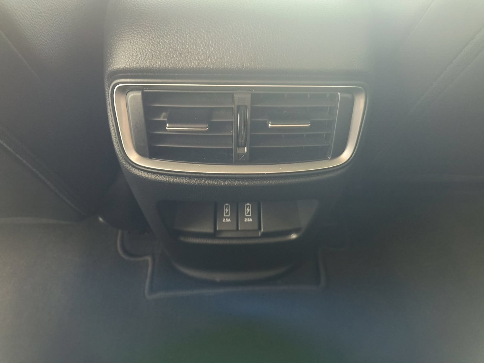 Used 2020 Honda CR-V Touring image 29