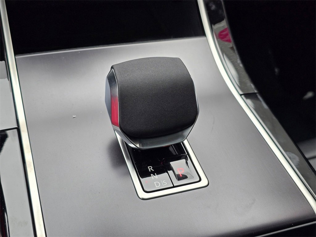 New 2026 Land Rover Range Rover Velar Dynamic SE image 14