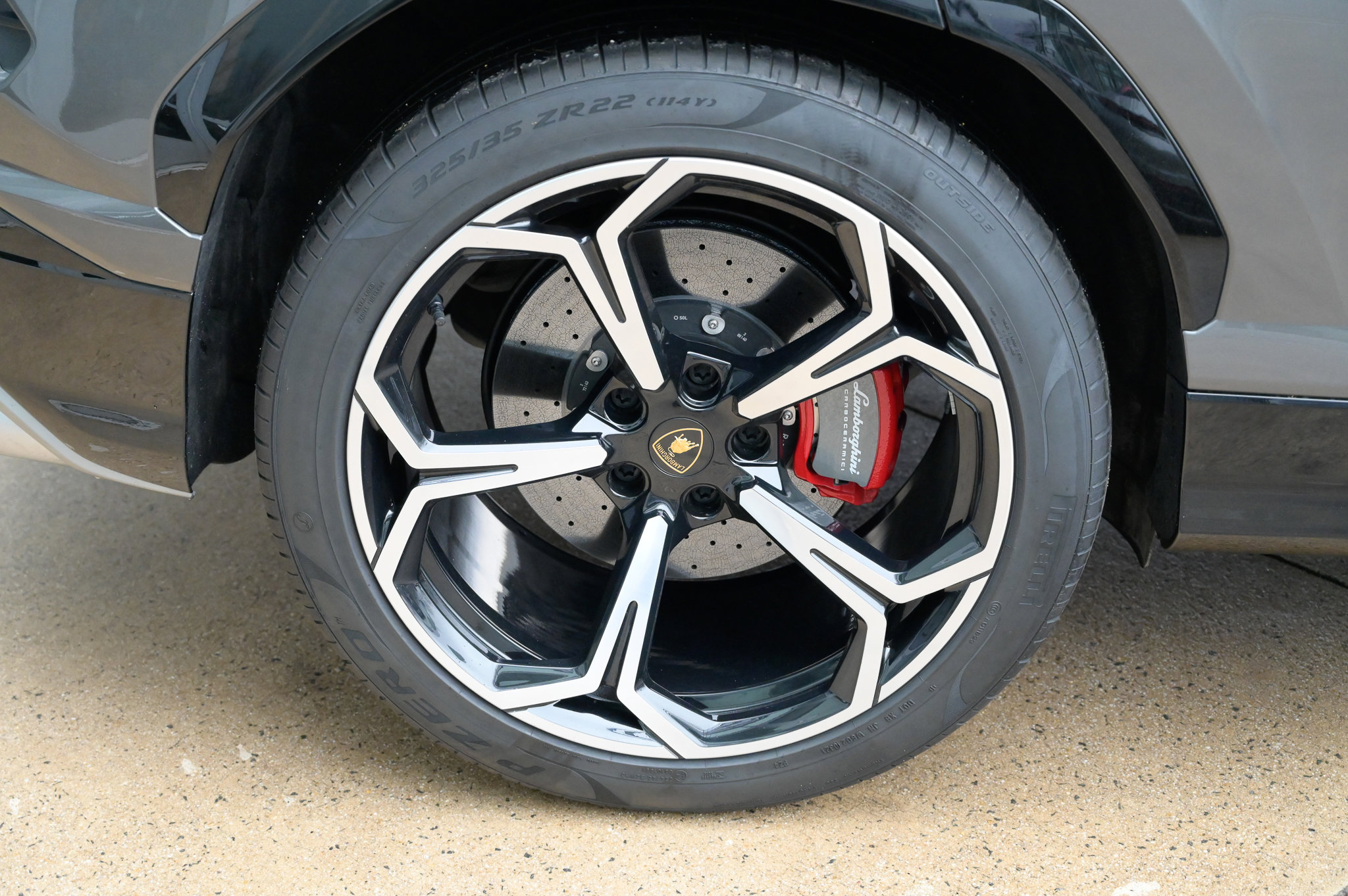 Used 2021 Lamborghini Urus image 11