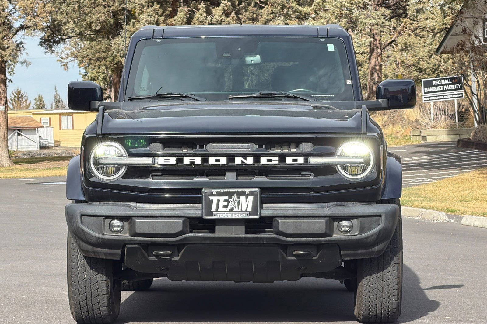 Used 2021 Ford Bronco Outer Banks image 9