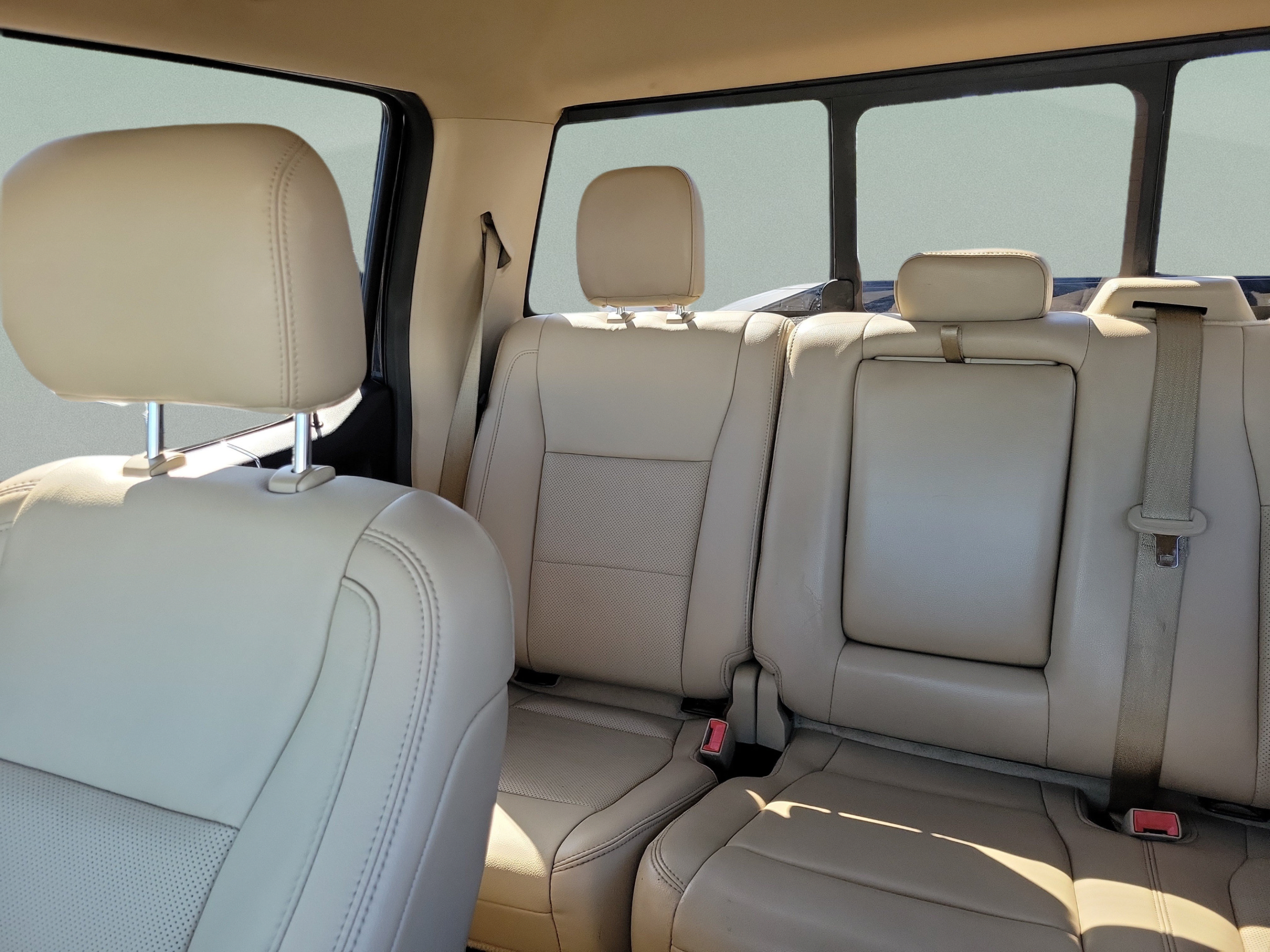 Used 2019 Ford F350 Lariat w/ Lariat Ultimate Package AWD/4WD image 8