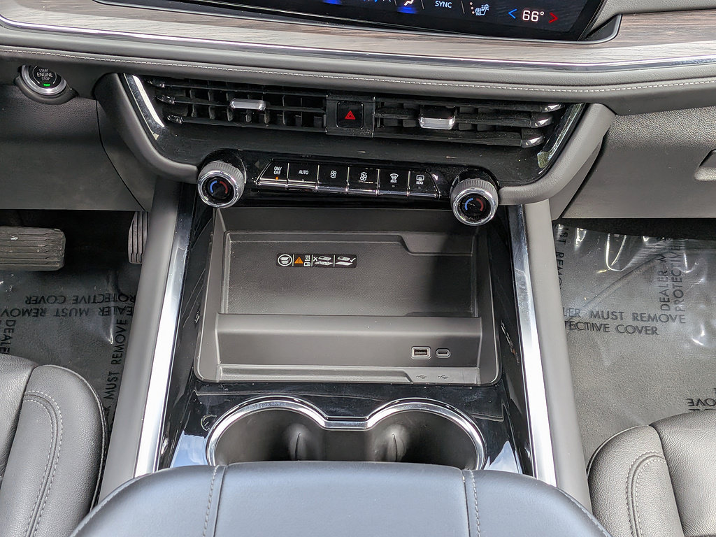 Certified 2025 Chevrolet Tahoe LT RWD image 18