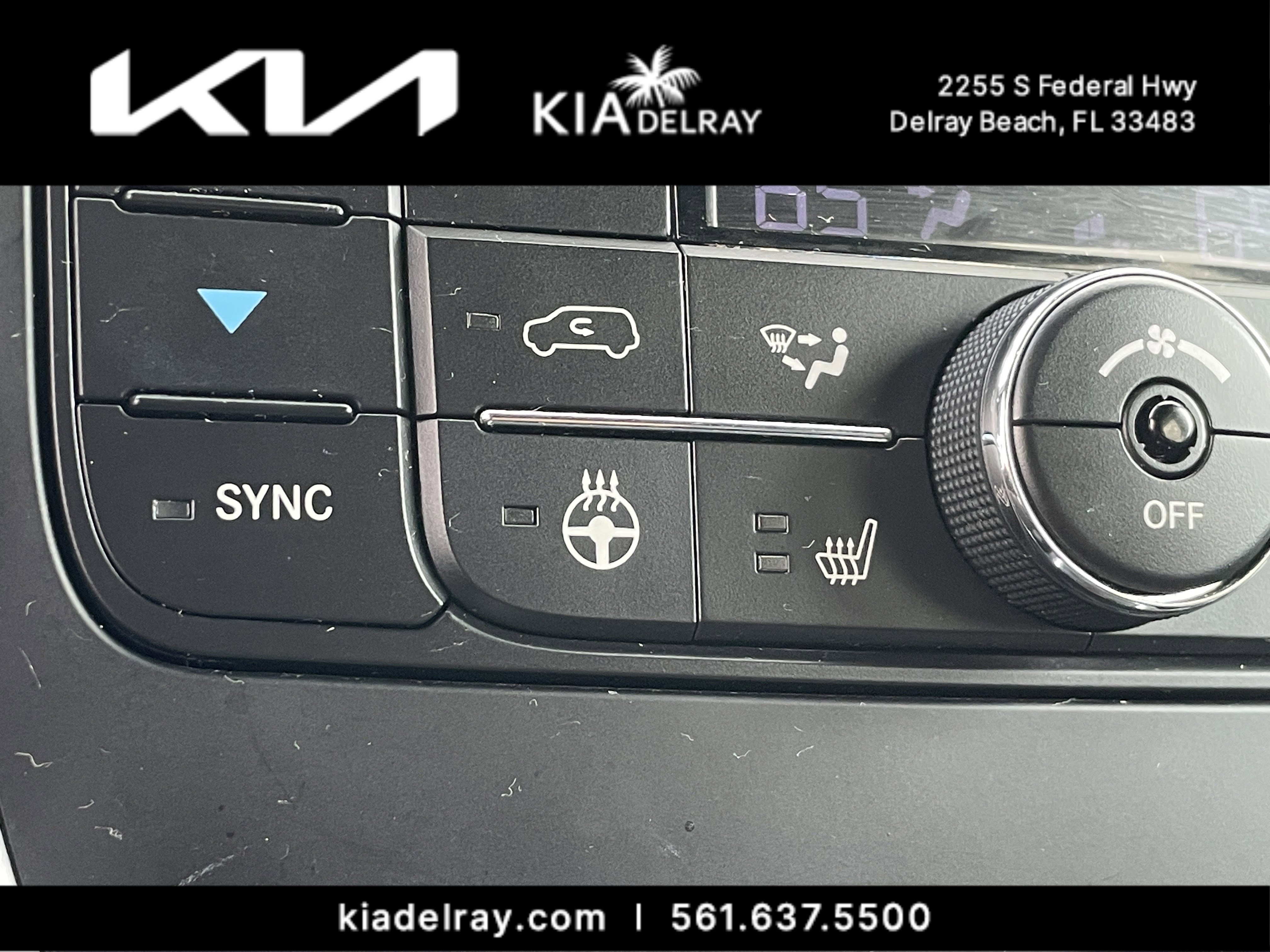 Used 2019 Dodge Grand Caravan GT image 24