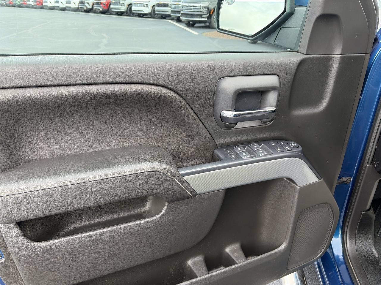 Used 2018 Chevrolet Silverado 1500 LT w/ All Star Edition AWD/4WD image 20
