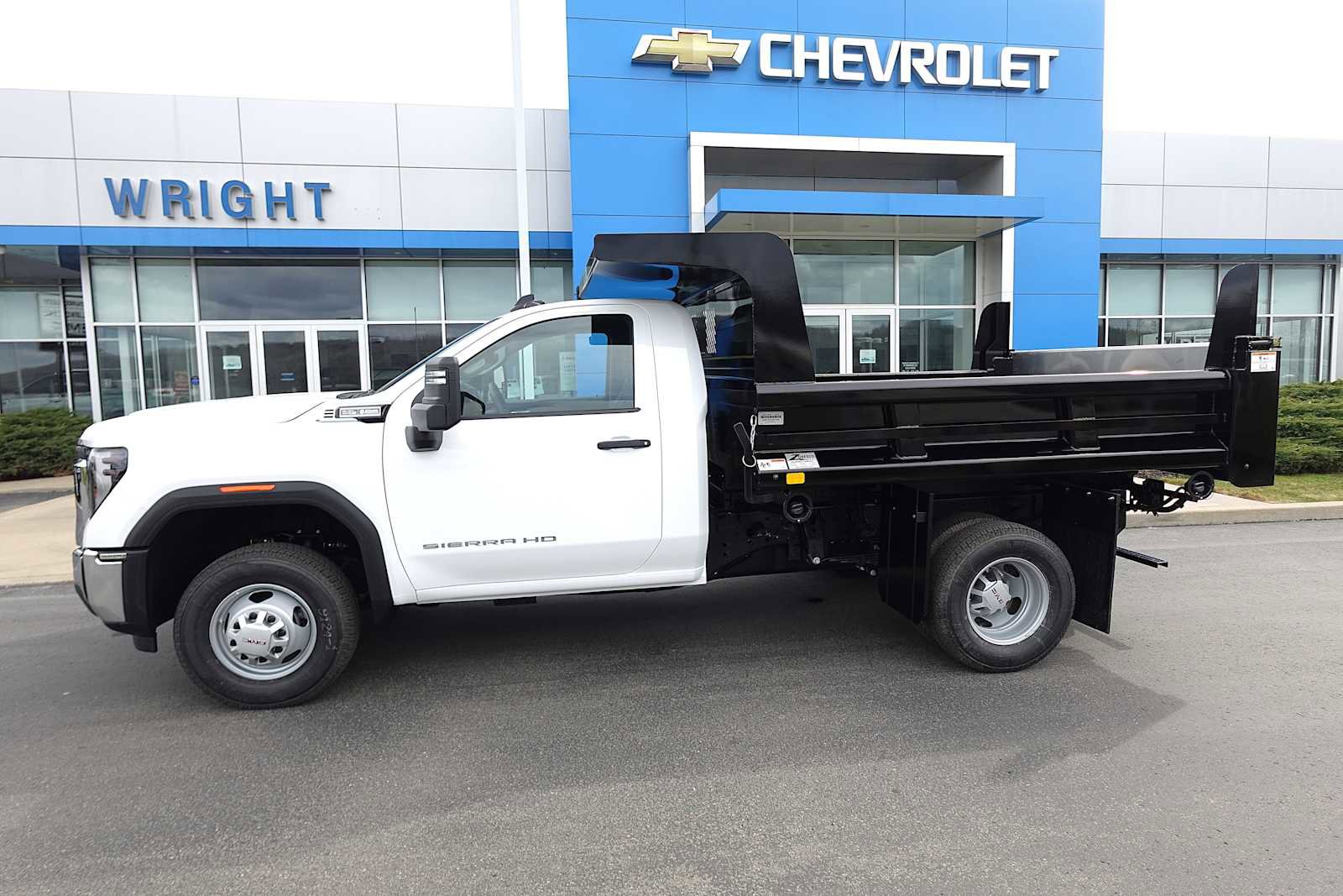 New 2026 GMC Sierra 3500 Pro w/ Convenience Package AWD/4WD image 2
