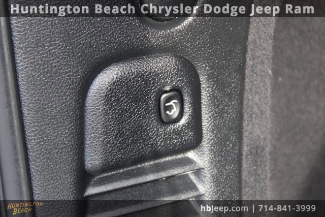 Used 2021 Dodge Durango R/T image 40