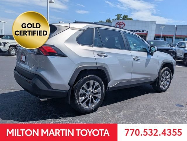 Used 2024 Toyota RAV4 XLE Premium FWD image 3