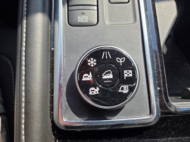 Used 2025 Nissan Pathfinder SV AWD/4WD image 34