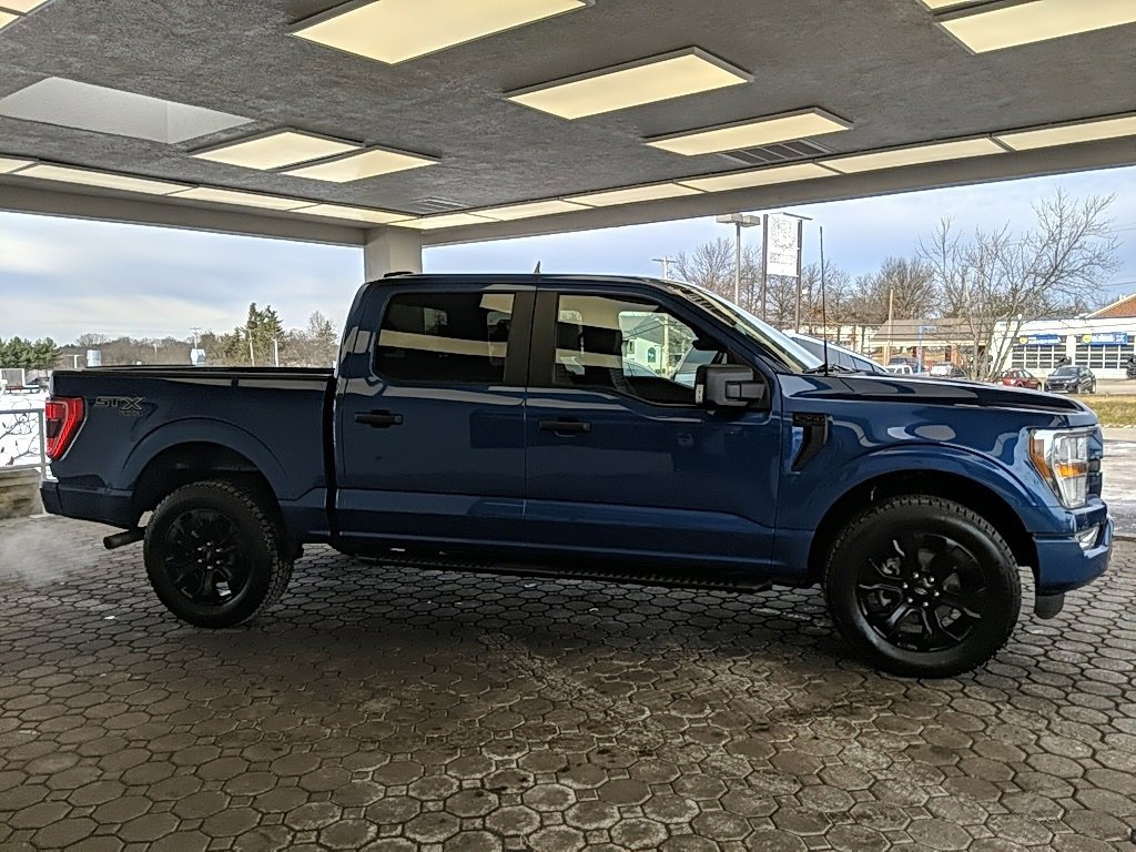 Certified 2022 Ford F150 XL w/ STX Black Appearance Package image 4