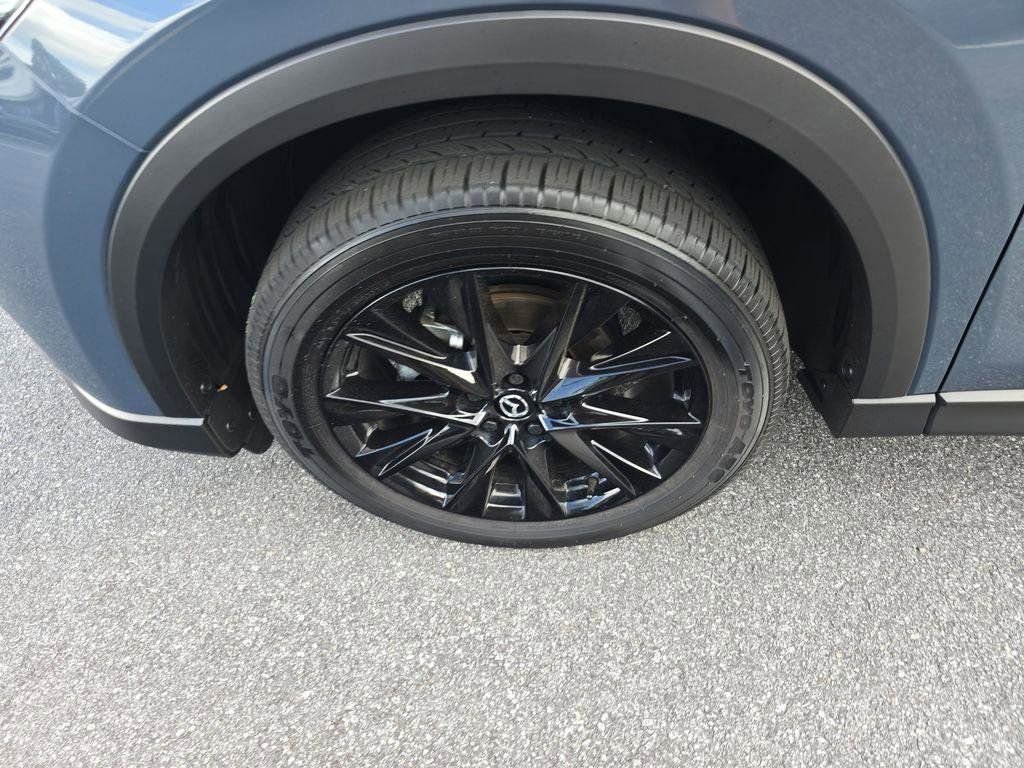 Certified 2025 MAZDA CX-5 Carbon Edition AWD/4WD image 10