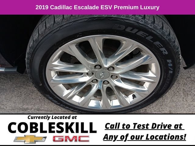 Used 2019 Cadillac Escalade ESV Premium Luxury AWD/4WD image 11