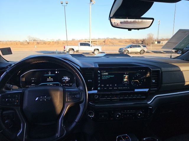 Used 2023 Chevrolet Silverado 1500 ZR2 w/ Technology Package image 15