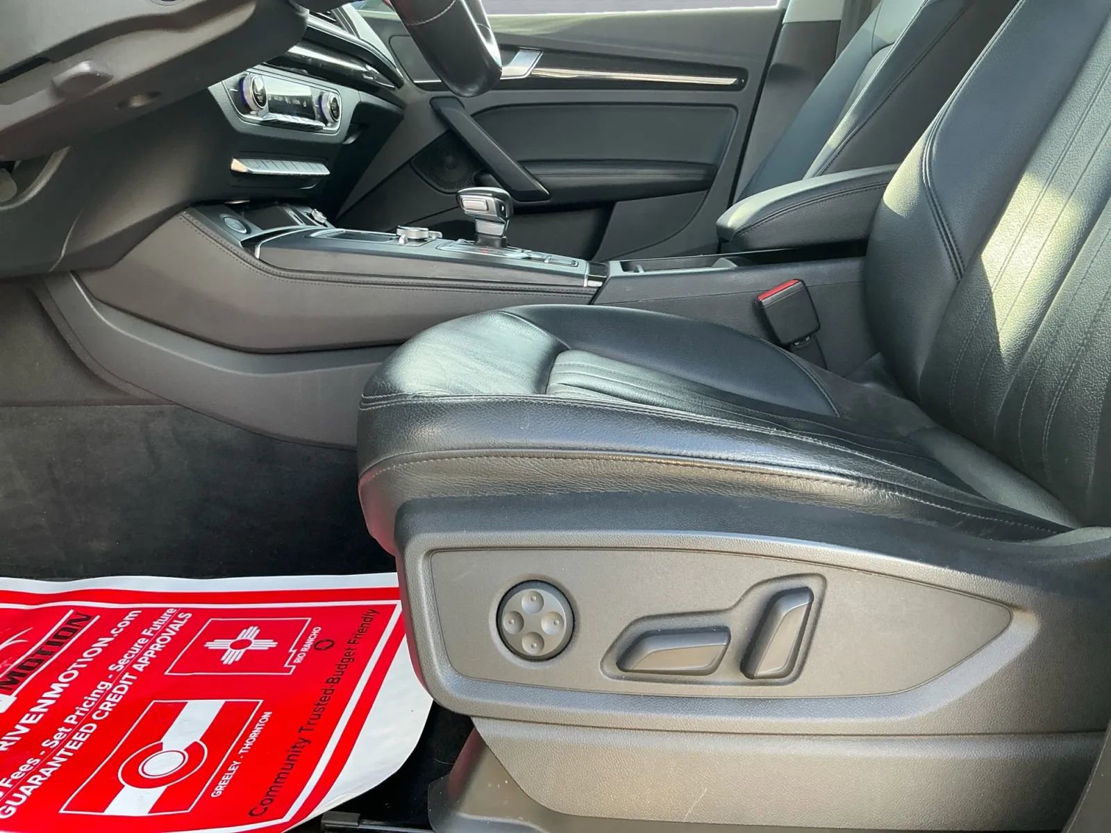 Used 2020 Audi Q5 e Premium Plus w/ Premium Plus Package image 12