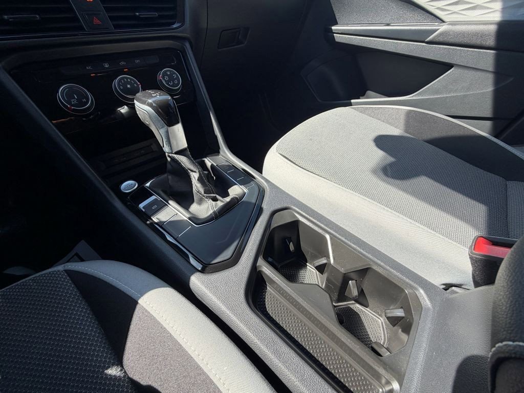 Used 2023 Volkswagen Taos S w/ Driver Assistance Package FWD image 15