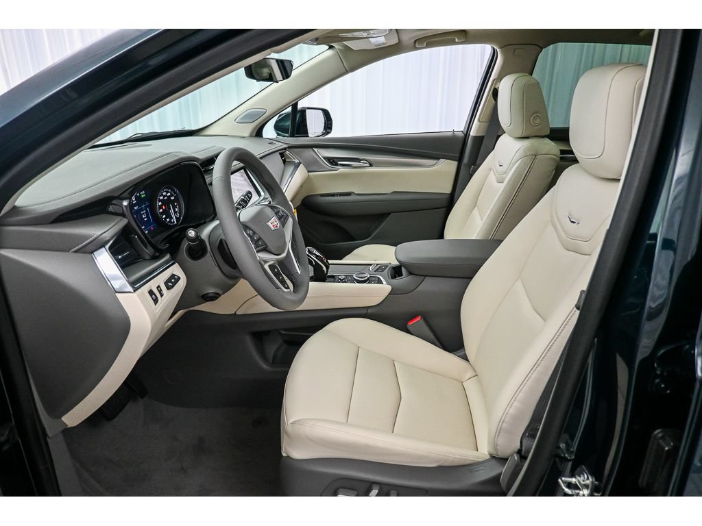 New 2026 Cadillac XT5 Premium Luxury w/ Driver Assist Package AWD/4WD image 21