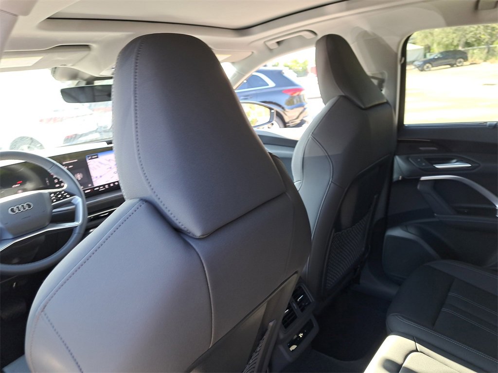 New 2025 Audi Q5 Premium Plus image 26