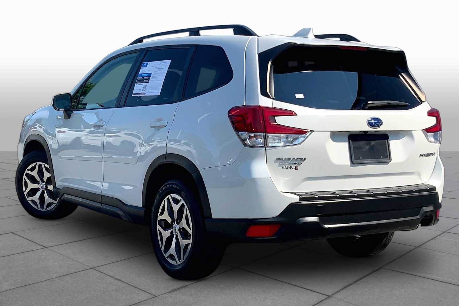 Used 2021 Subaru Forester Premium AWD/4WD image 11