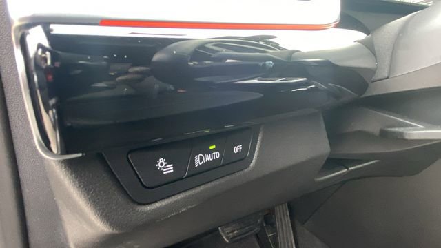 Used 2025 BMW X2 xDrive28i image 17