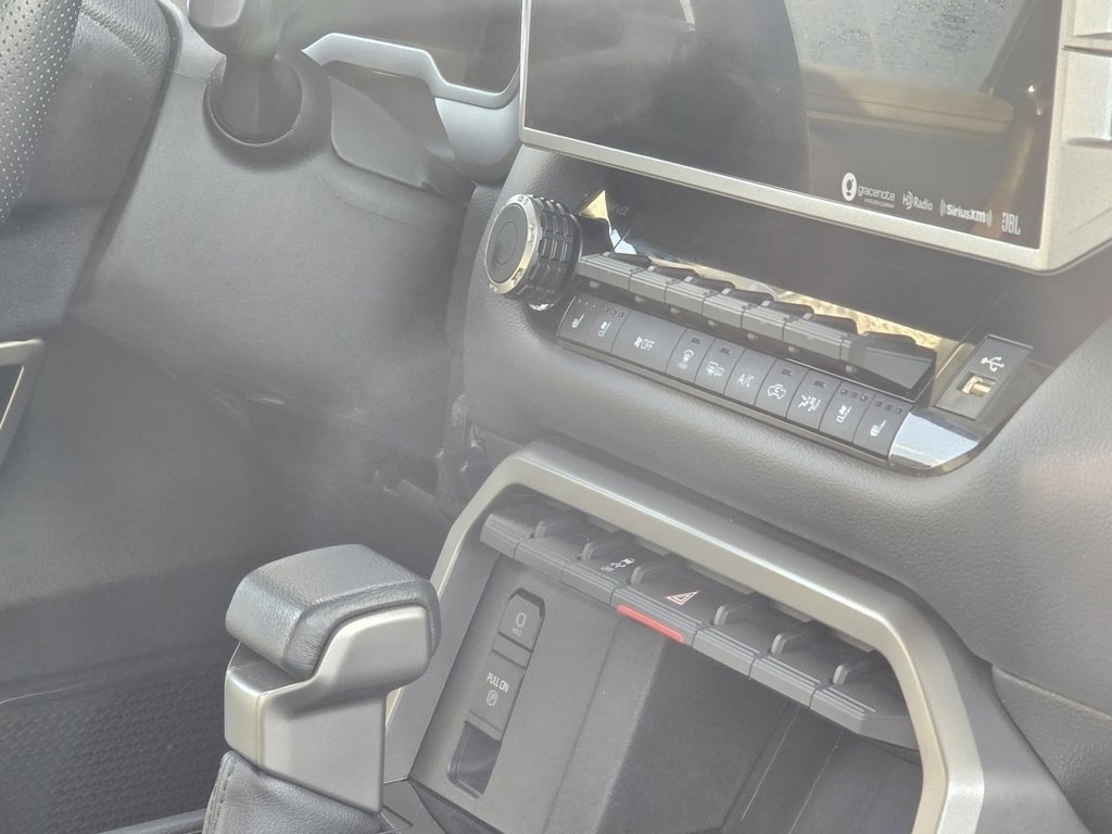 Used 2024 Toyota Tundra Limited image 16