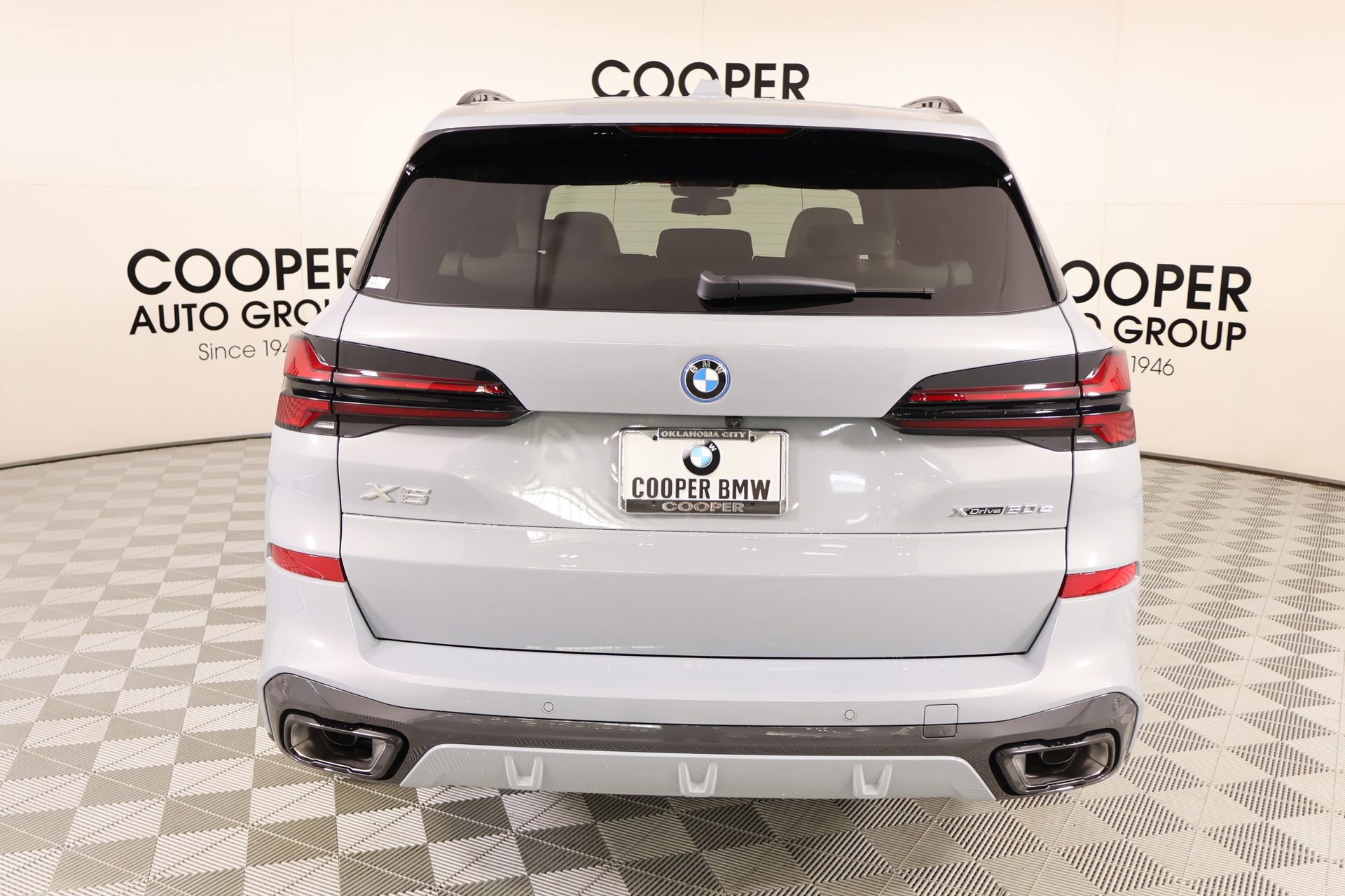 New 2026 BMW X5 xDrive50e w/ M Sport Package AWD/4WD image 23