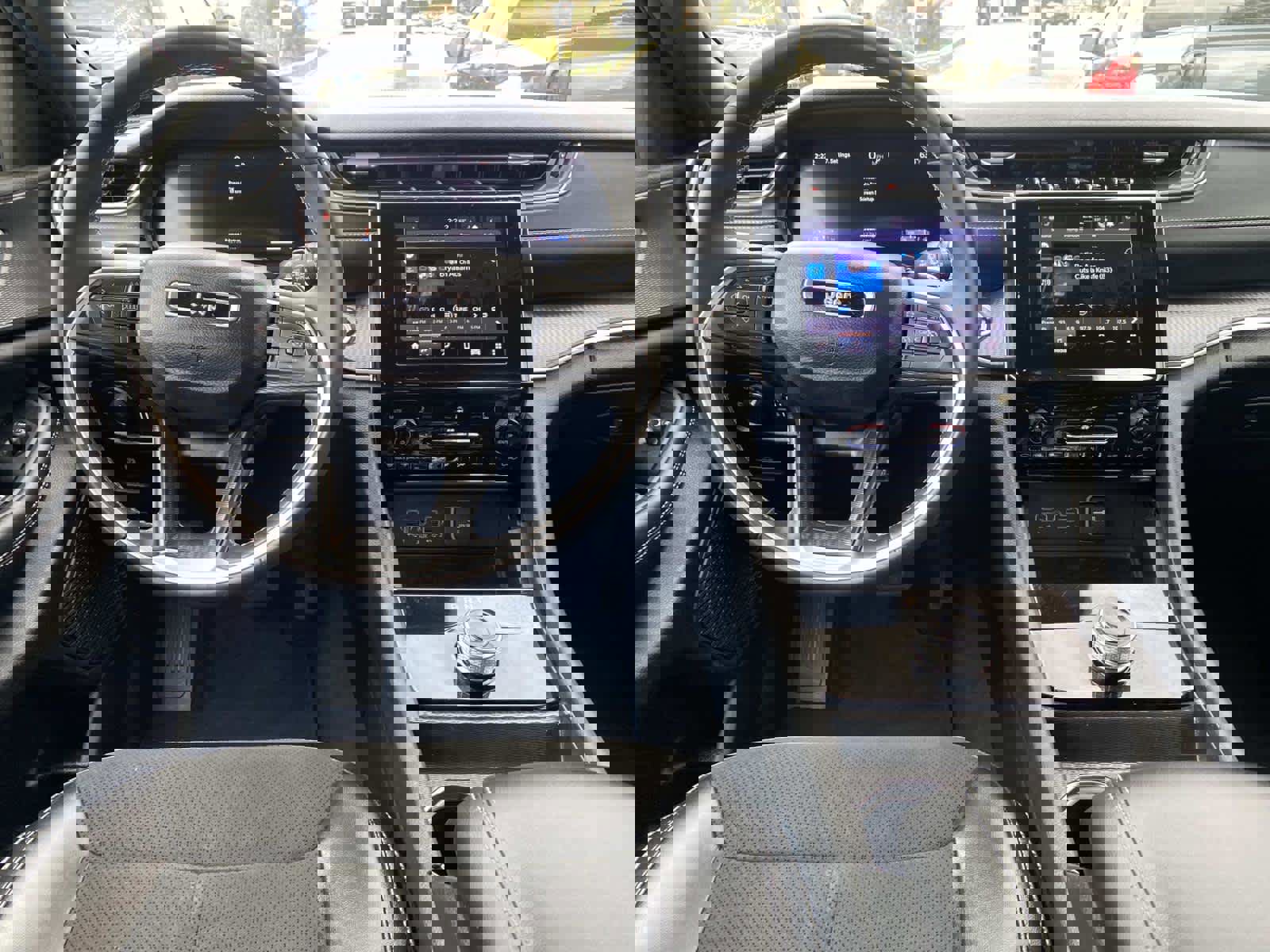 Certified 2024 Jeep Grand Cherokee Altitude image 10