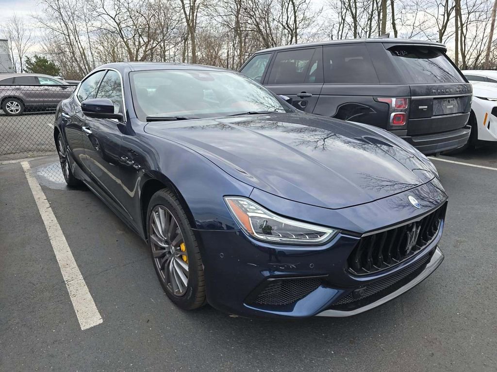 Used 2023 Maserati Ghibli Modena image 3