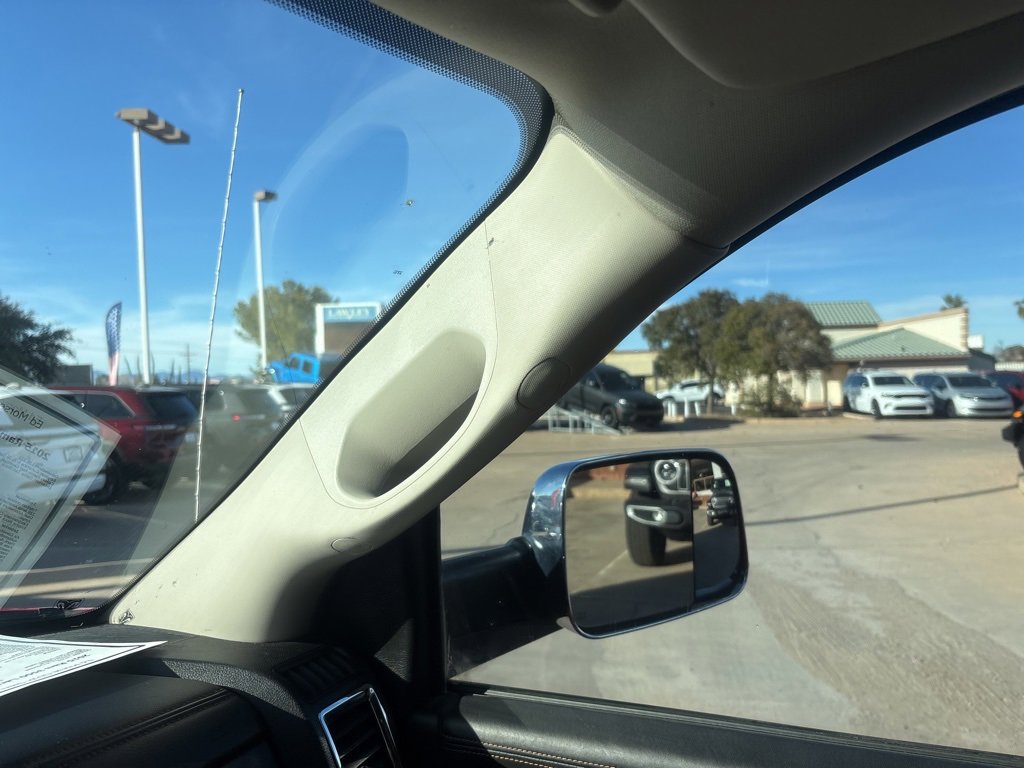 Used 2015 RAM 3500 Laramie Longhorn w/ Cold Weather Group image 35