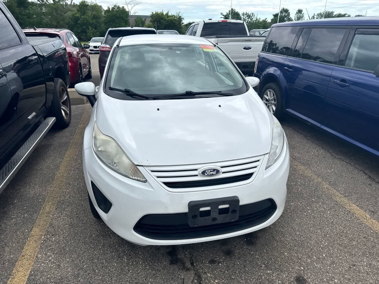 Used 2013 Ford Fiesta S FWD image 4