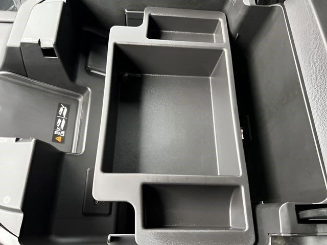 Certified 2025 GMC Sierra 1500 Denali image 17