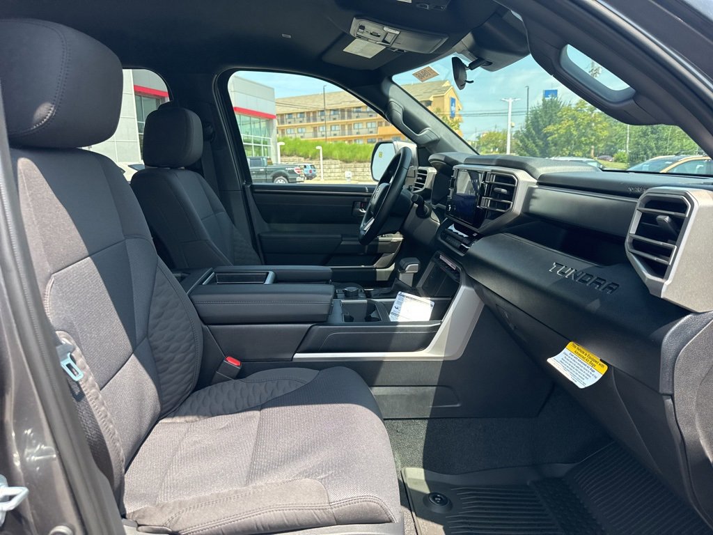 New 2025 Toyota Tundra SR5 image 5