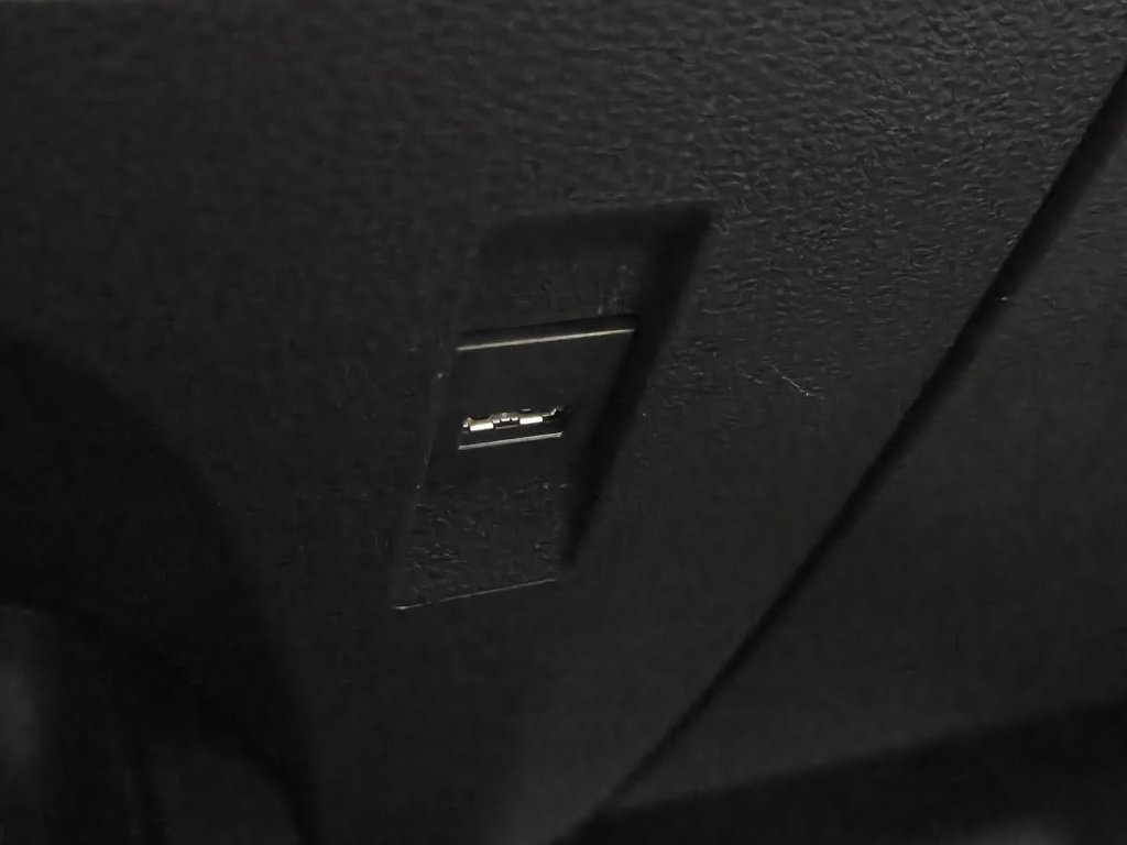 Used 2021 Toyota Corolla LE image 28