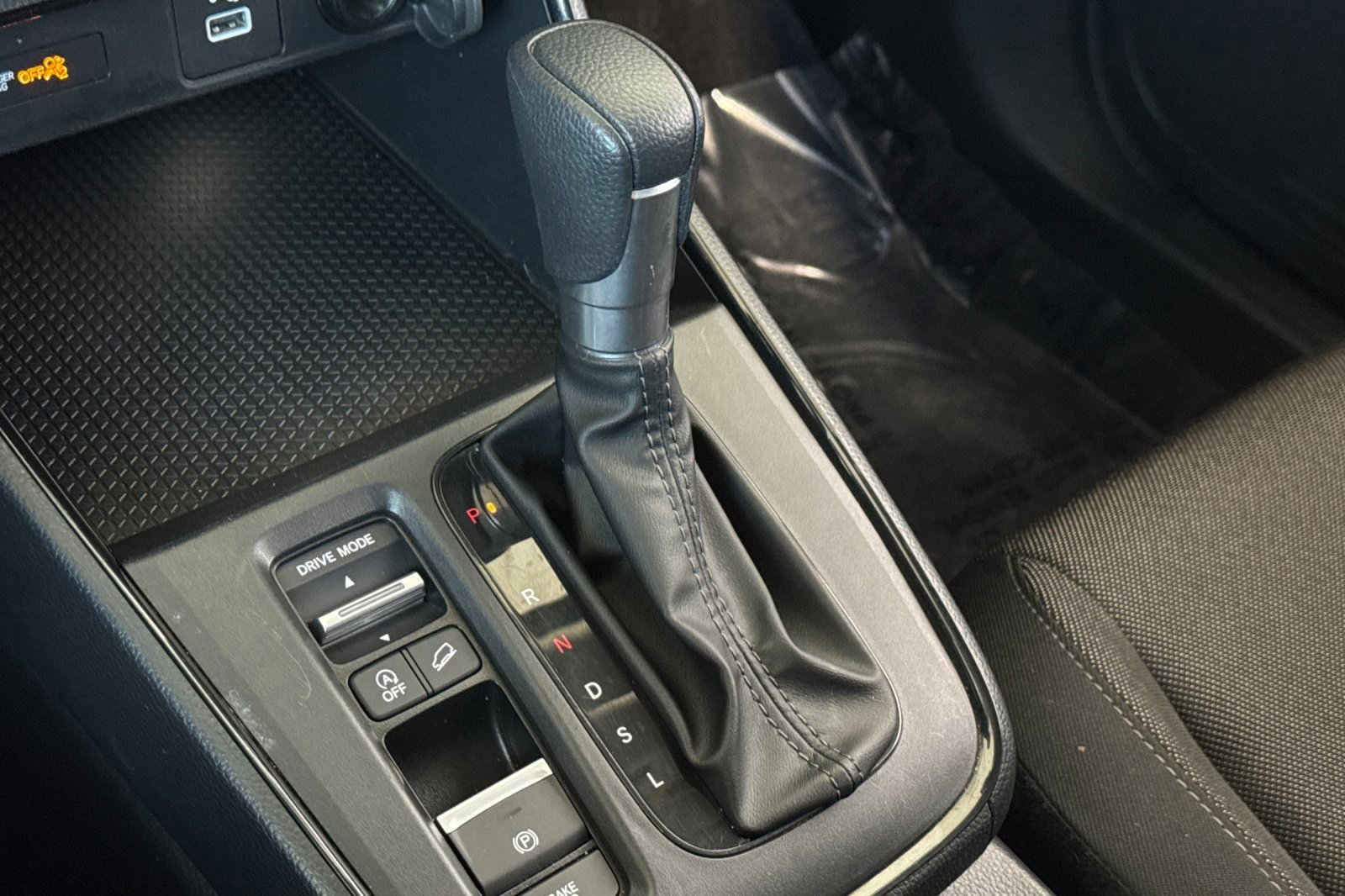 Used 2025 Honda CR-V LX image 16
