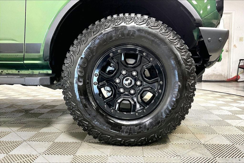 Used 2023 Ford Bronco Wildtrak image 8