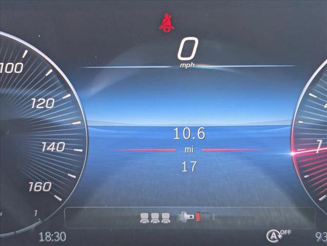New 2026 Mercedes-Benz GLB 250 image 10