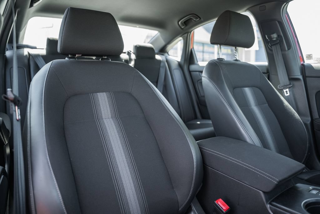 Used 2023 Honda Civic Sport image 32