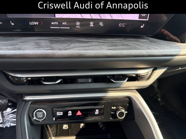 Certified 2025 Audi Q5 Premium w/ Convenience Package AWD/4WD image 23