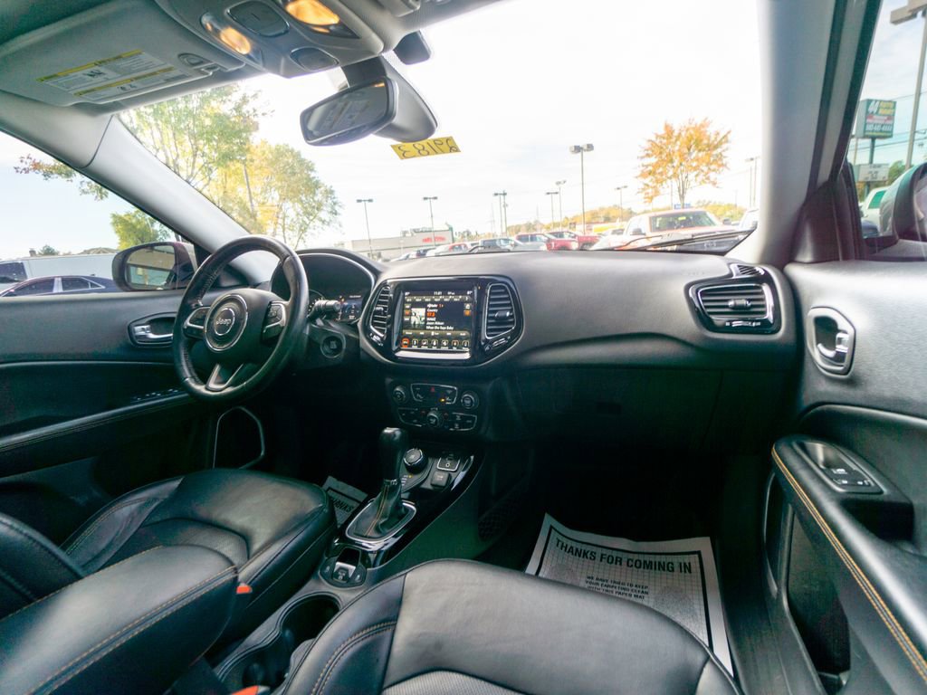 Used 2018 Jeep Compass Limited w/ Navigation Group image 29