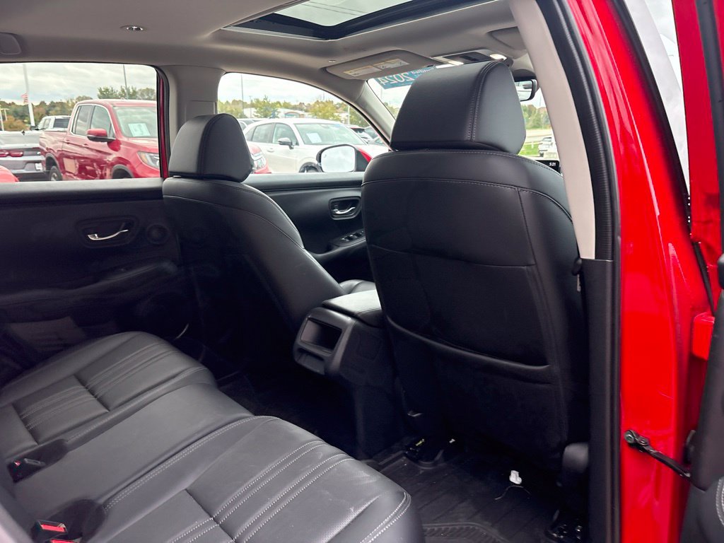 Certified 2024 Honda HR-V EX-L image 30